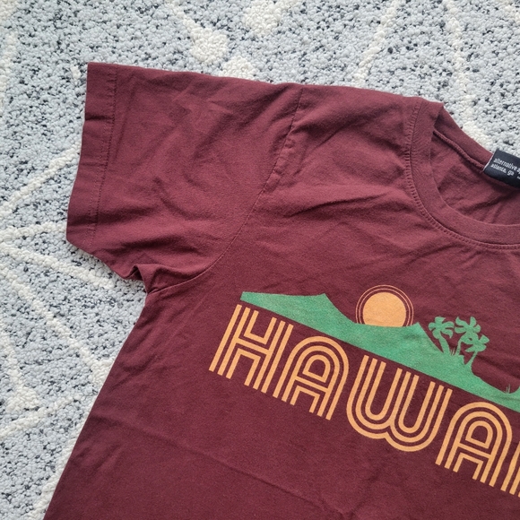 Vintage Unisex Alternative Apparel Hawaii Tee - Picture 2 of 14